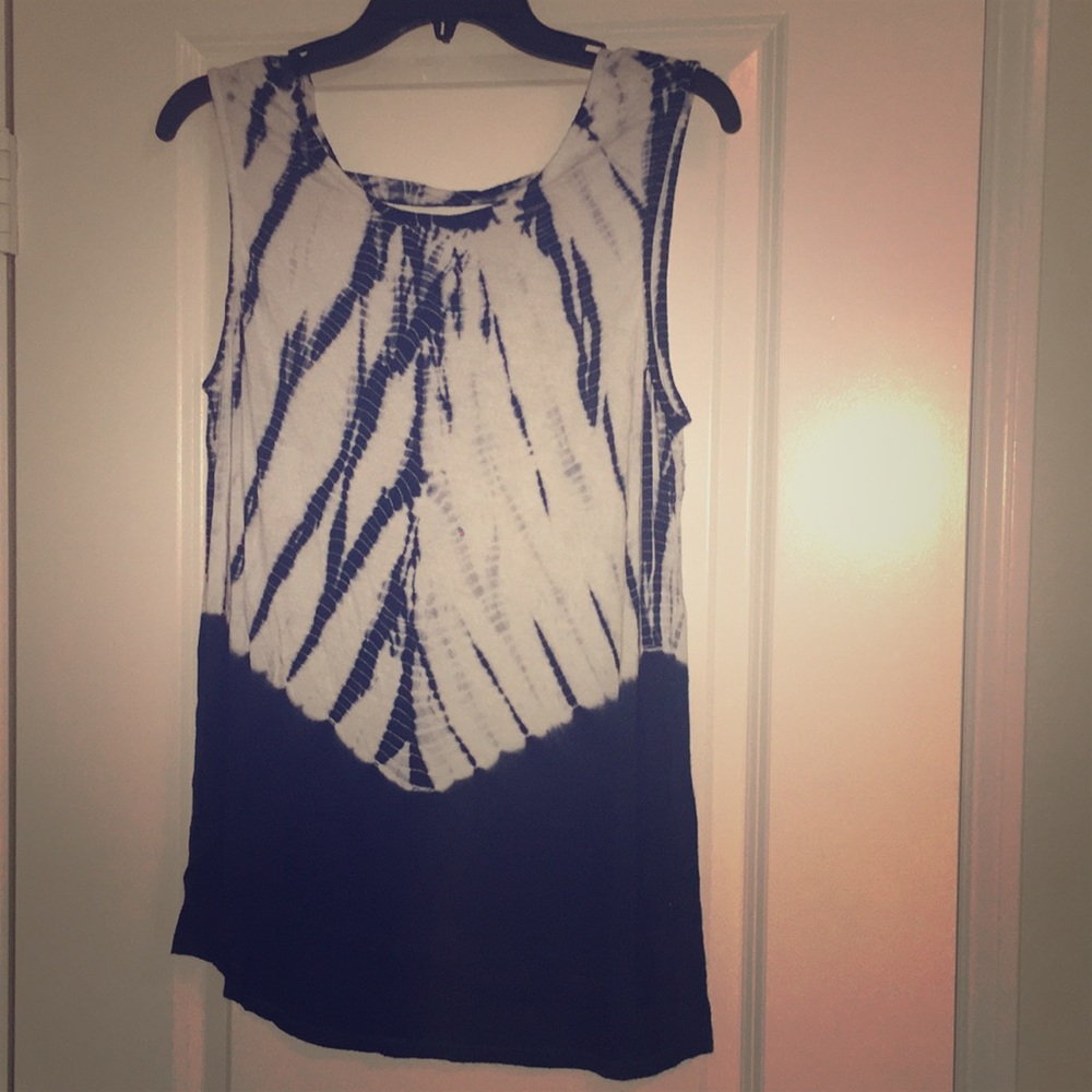 Tye-dye Tank 🌊☀️
